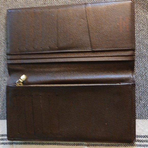 Authentic Louis Vuitton Monogram Damier Porte Feiulle Brazza - Picture 11 of 16